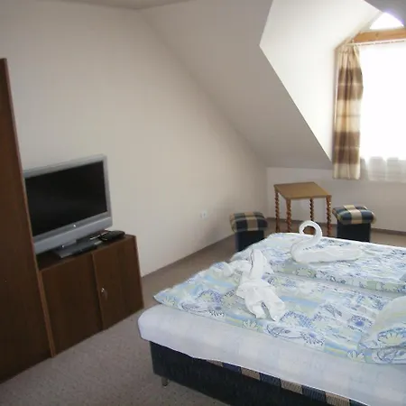 בית הארחה Palma Apartmanhaz Harkány